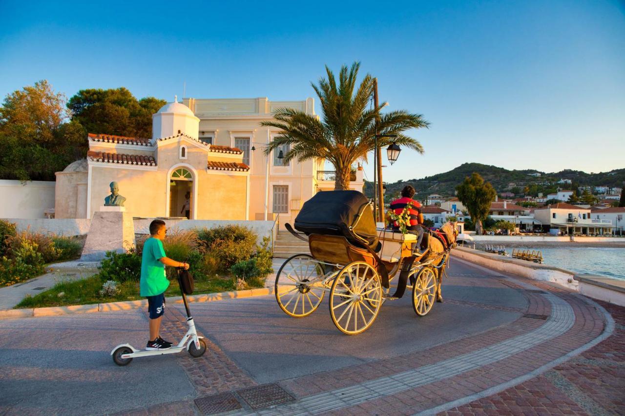 Hotel Argonaftis Spetses Exterior foto